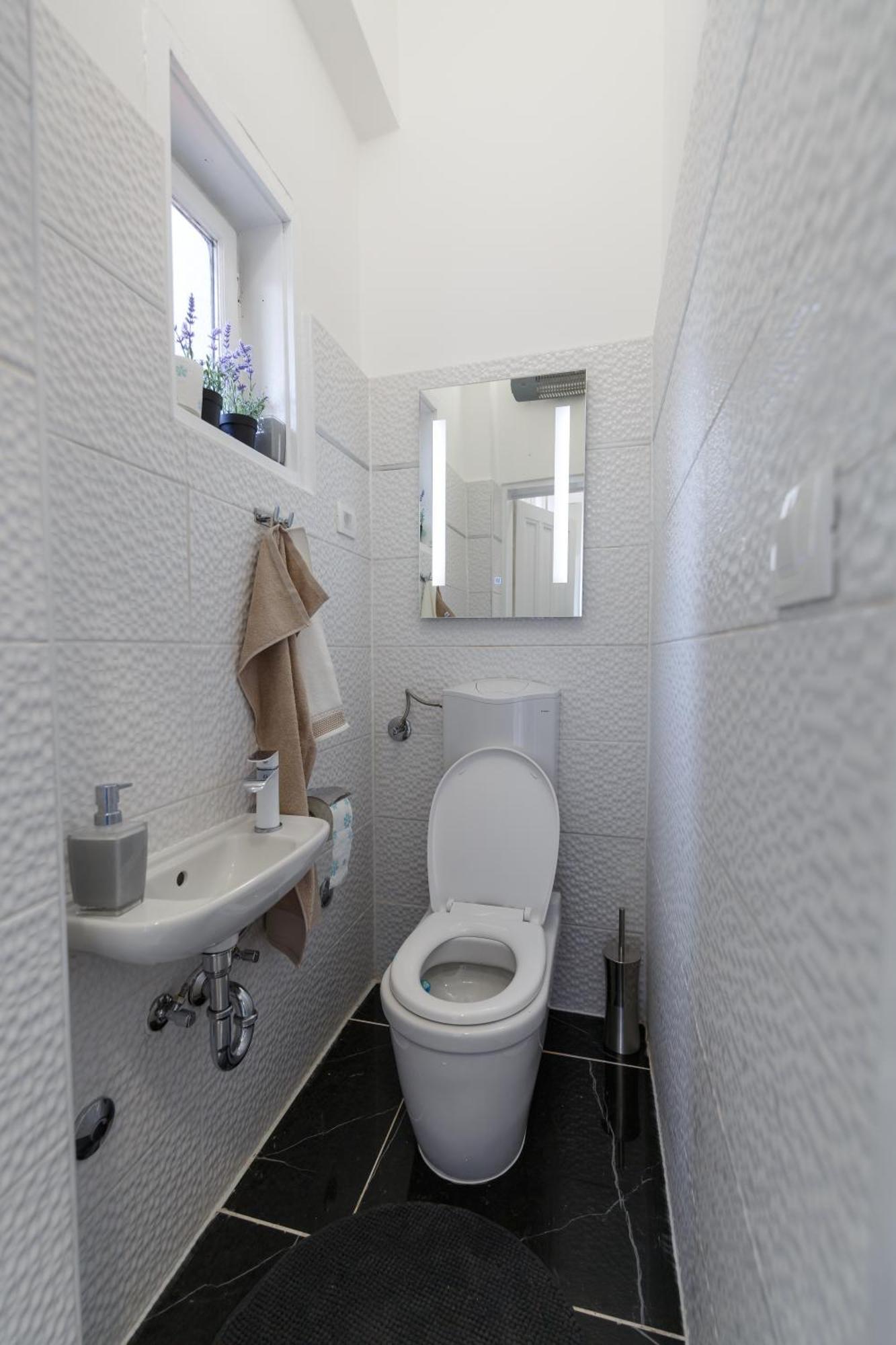 Apartman Royal Славонски-Брод Экстерьер фото